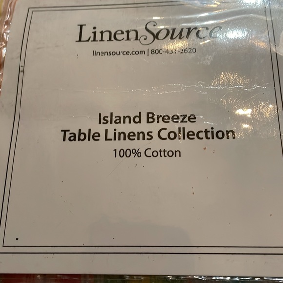 Rainbow, stripe table linen set of 4 placemats and 4 napkins. NIP Island Breeze - Picture 5 of 10